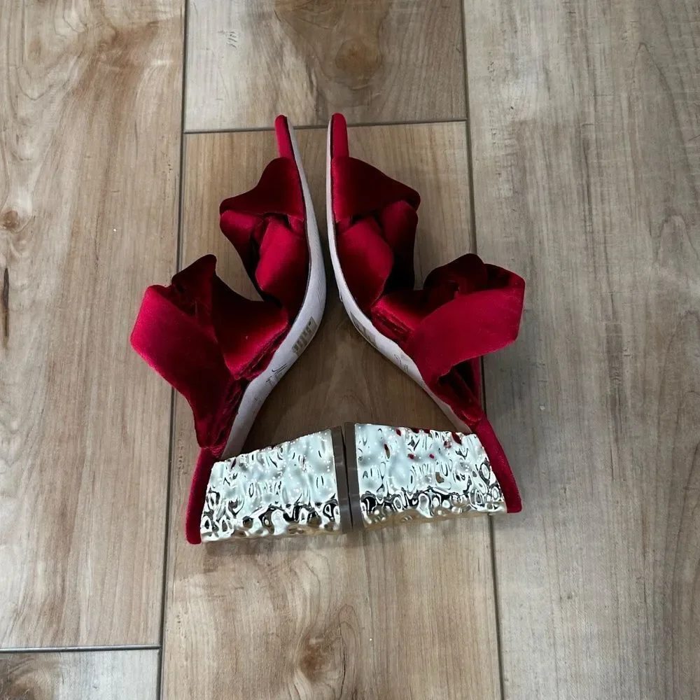NWT Muse by Marchesa, Iris Red Velvet Knotted Dress Shoes Slide Sandals 7